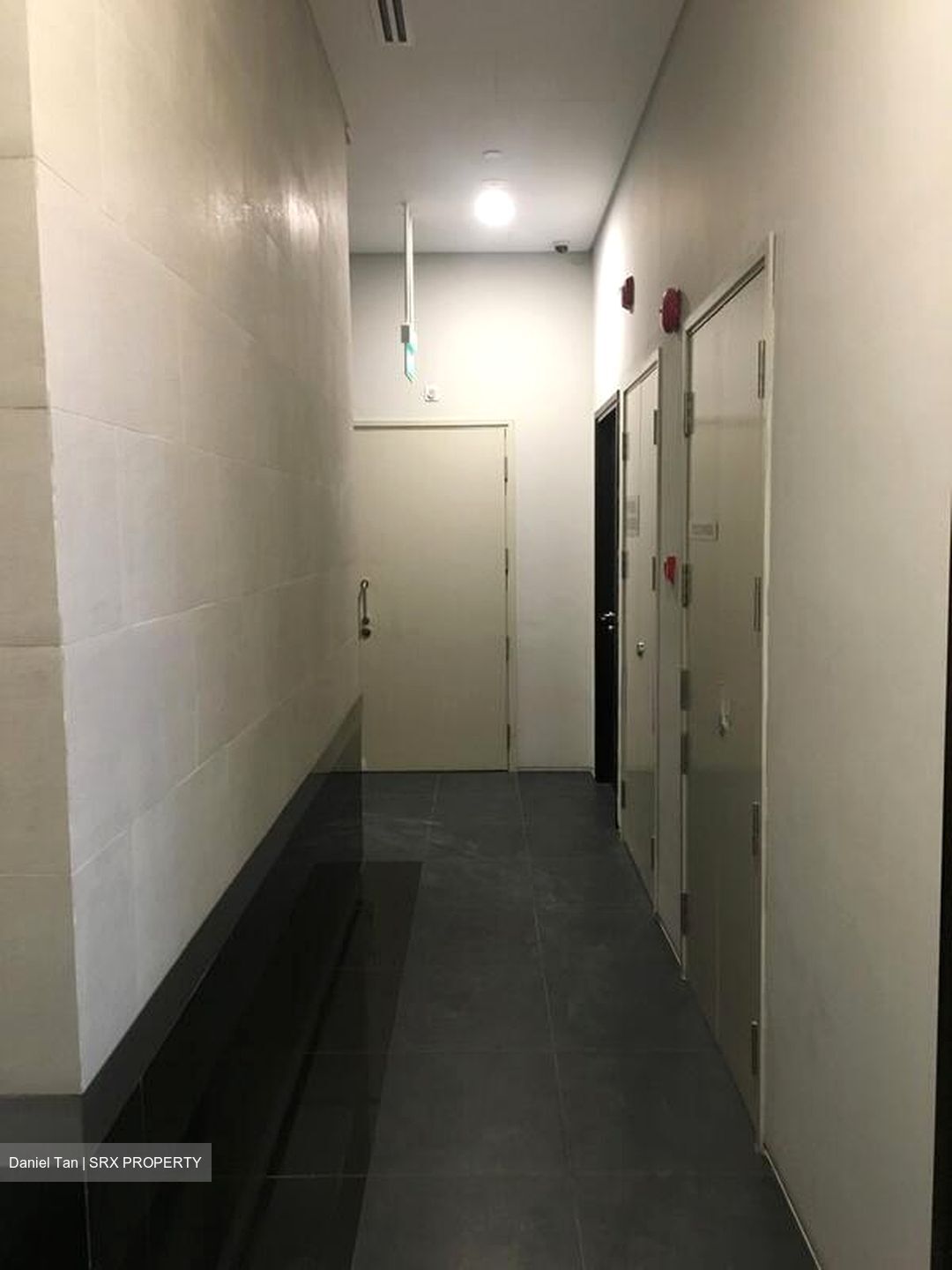 Tahir Building (D1), Office #585964201